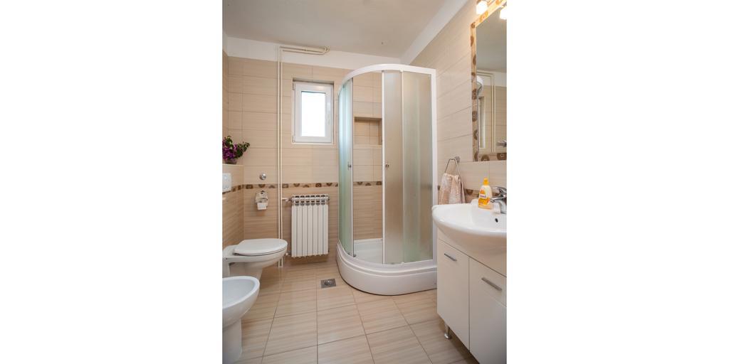 Apartment Nevia マカルスカ 部屋 写真
