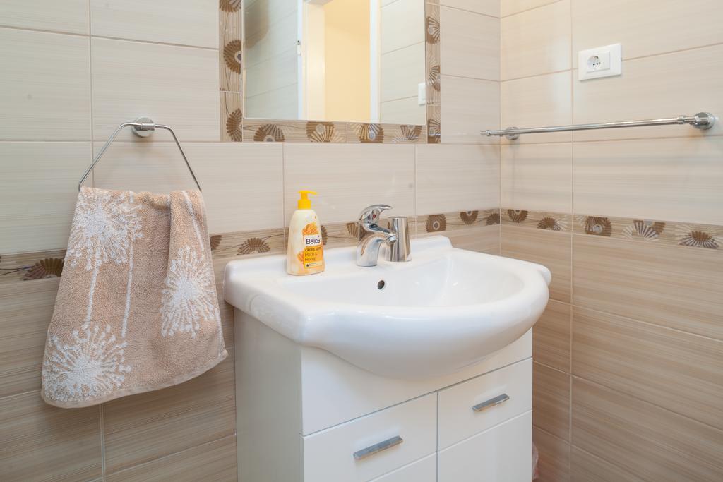 Apartment Nevia マカルスカ 部屋 写真